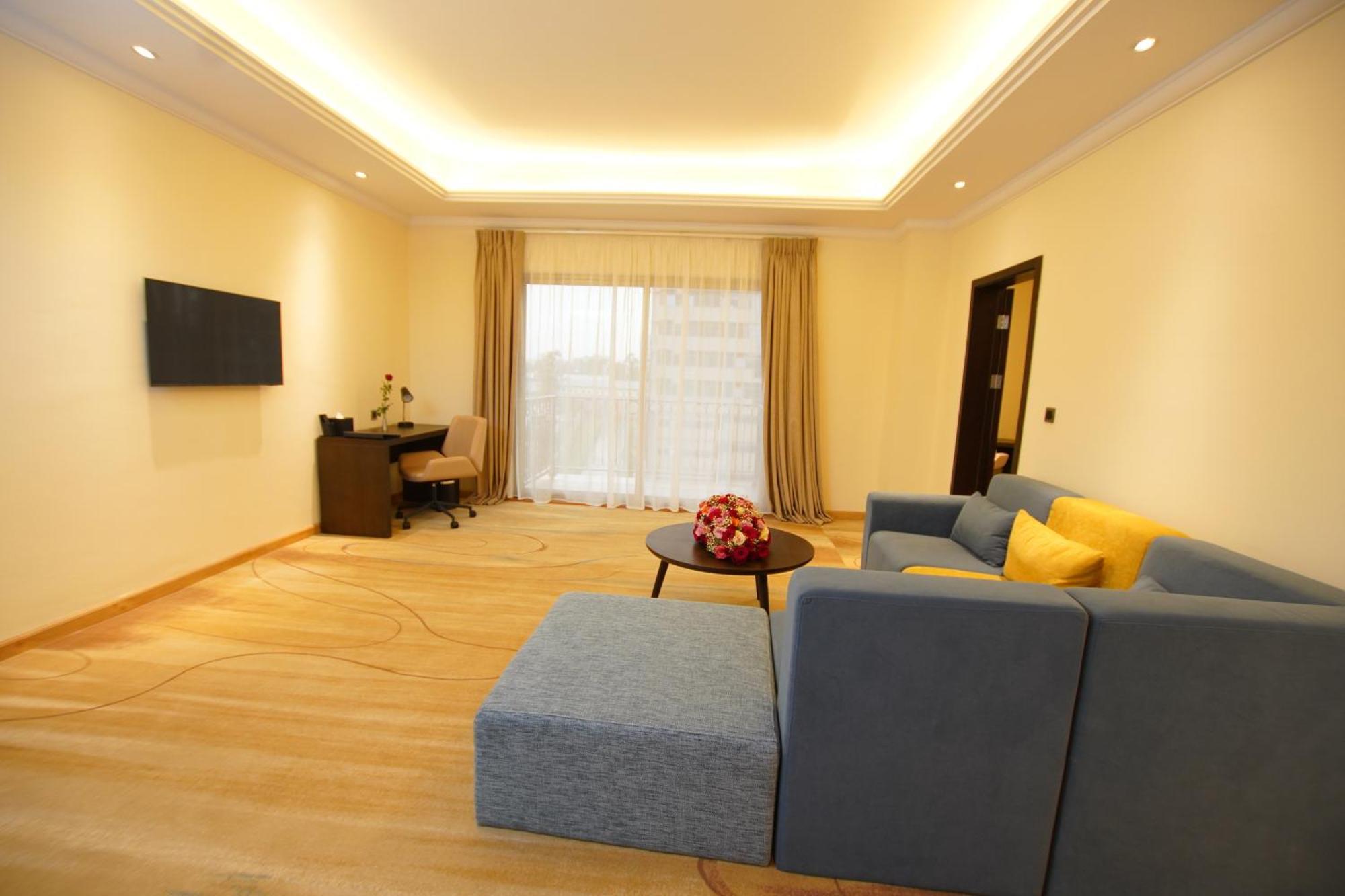 Best Western Premier Dynasty Αντίς Αμπέμπα Εξωτερικό φωτογραφία